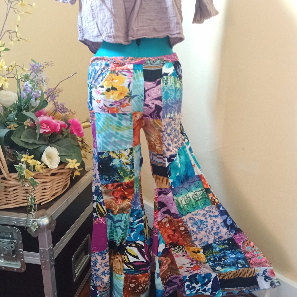 *EUC* Blue Sky flare patchwork pants hippy style